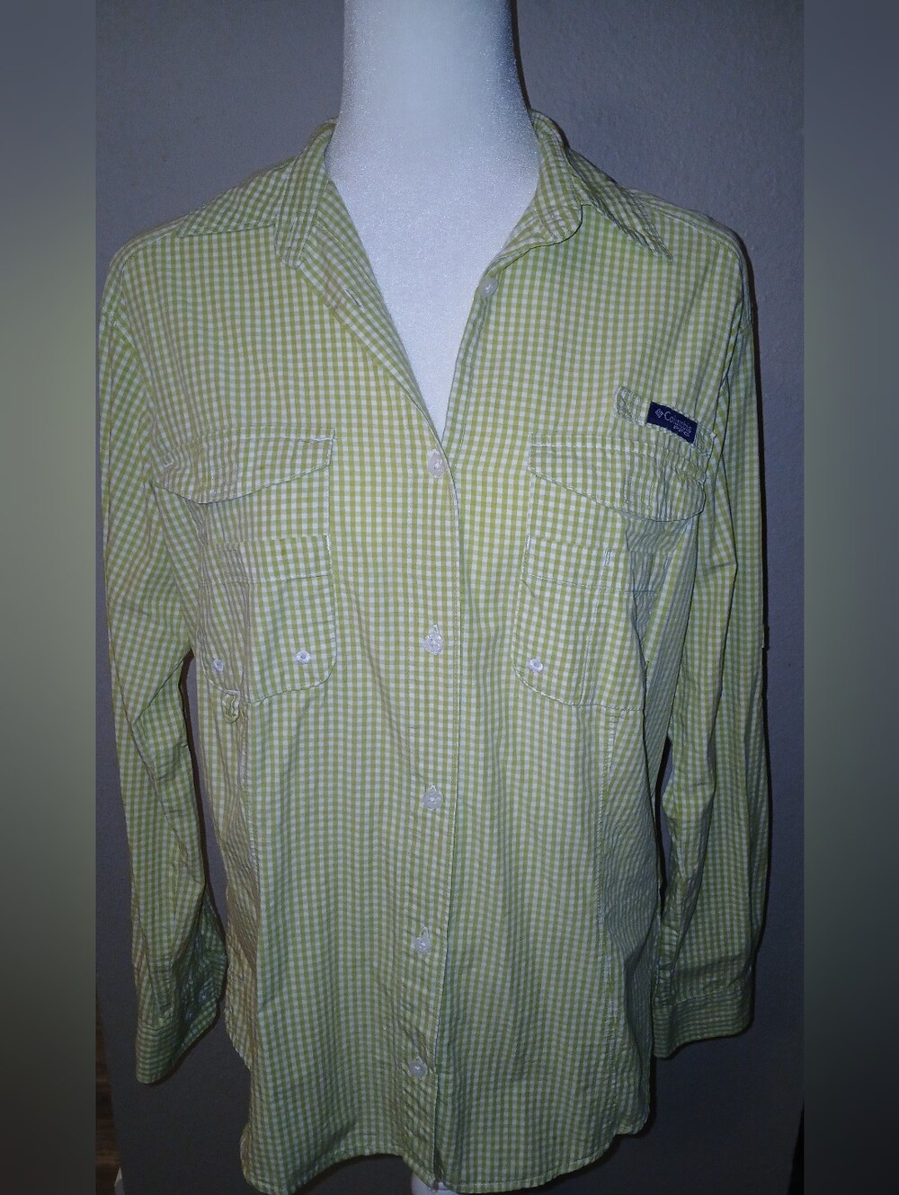 Columbia Men’s Light Green Gingham Button-Down Shirt